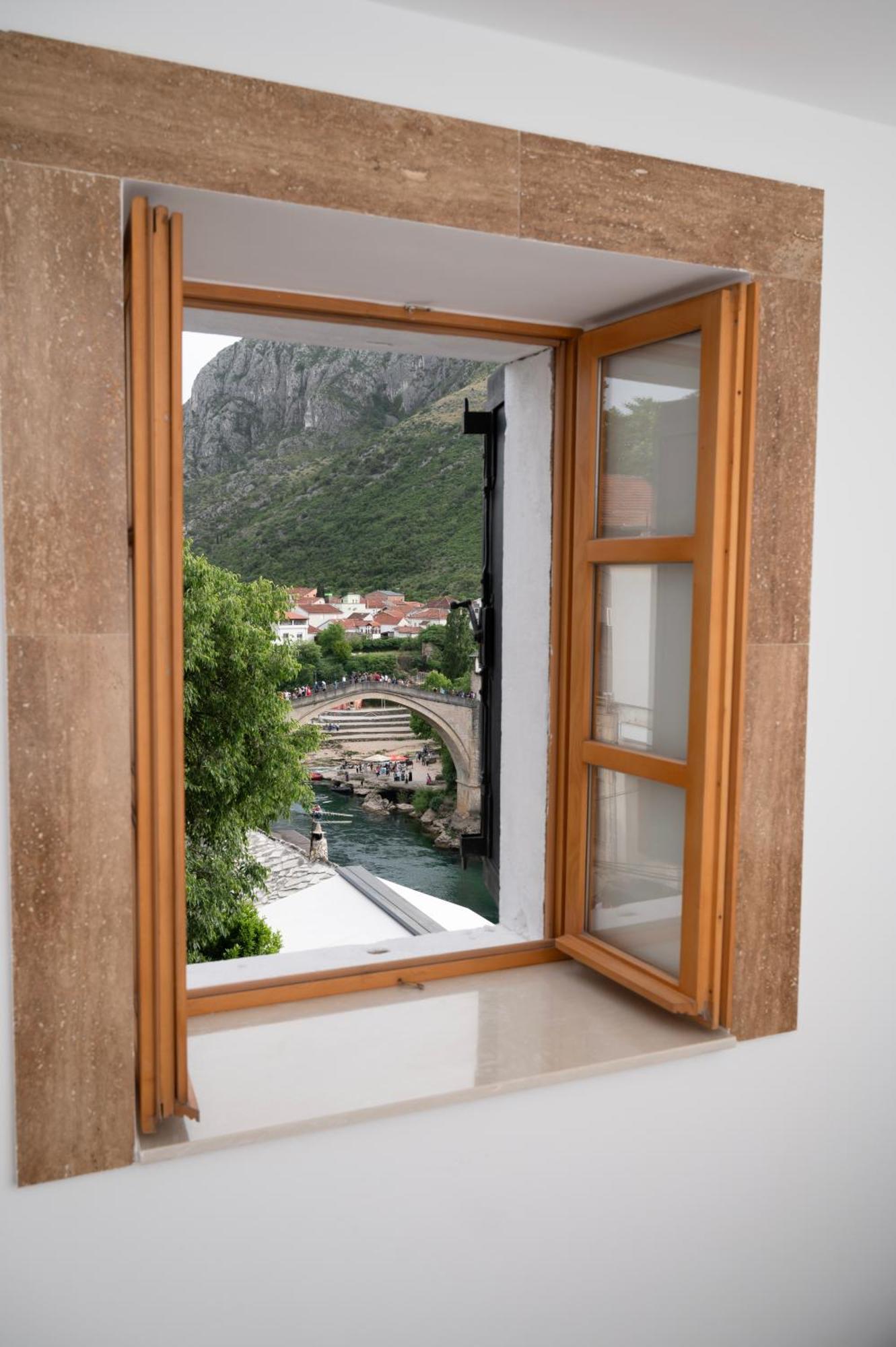 Sunrise Apartments - With Old Bridge View Mostar Luaran gambar